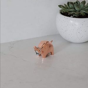 5/$25 Umbra Copper Elephant Ring Holder